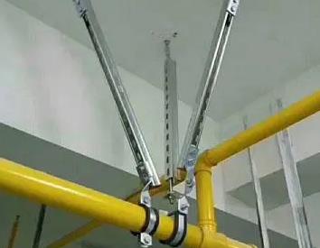 闸阀支撑架的质量要求。价格决定了高昌抗震支撑框架的质量。